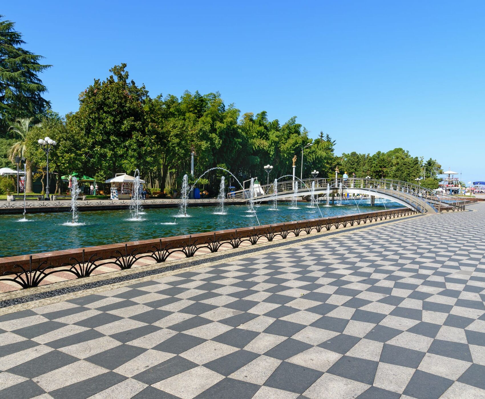 UÇAKLI VAN KARS KARADENİZ BATUM TURU