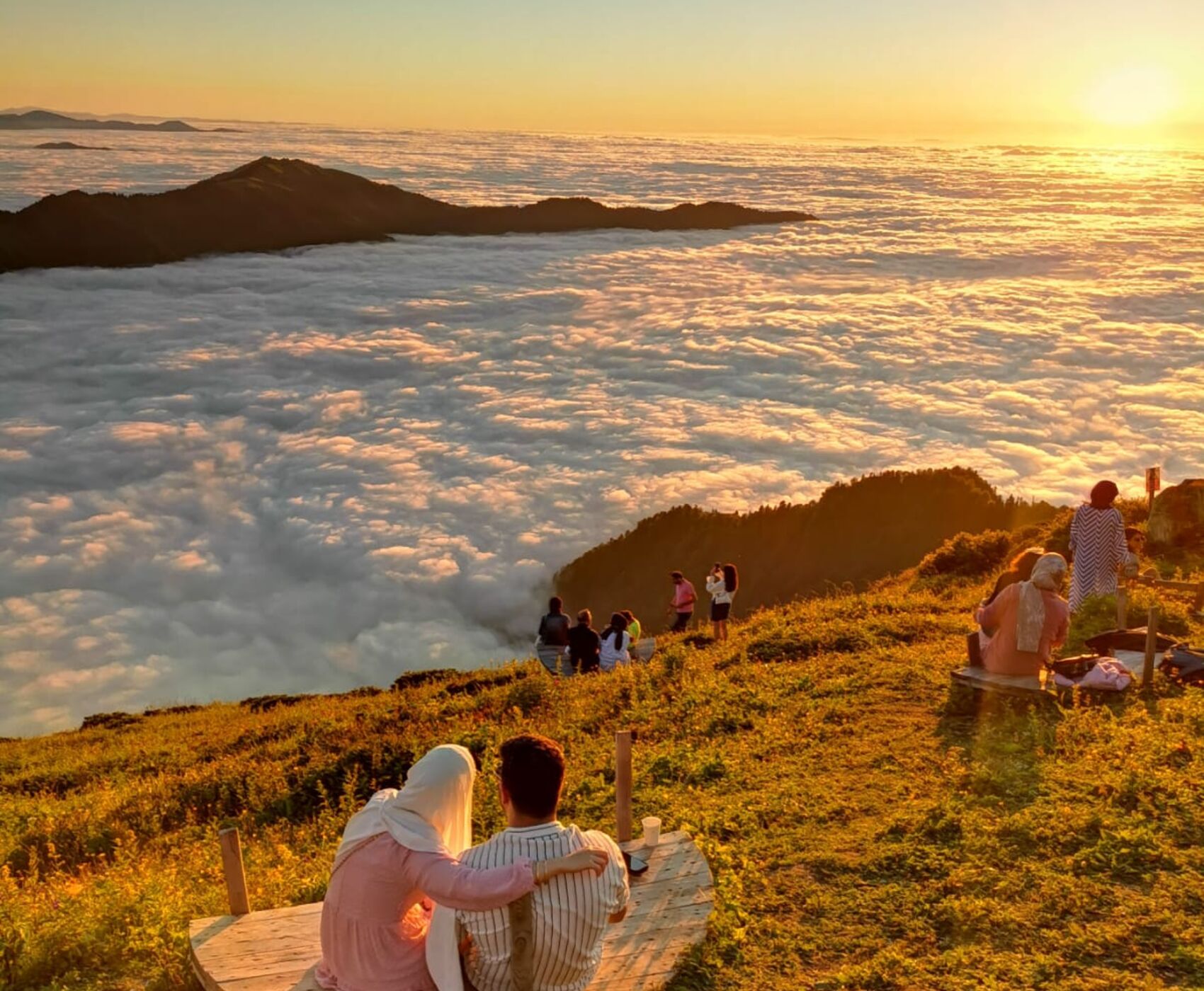 UÇAKLI VAN KARS KARADENİZ BATUM TURU