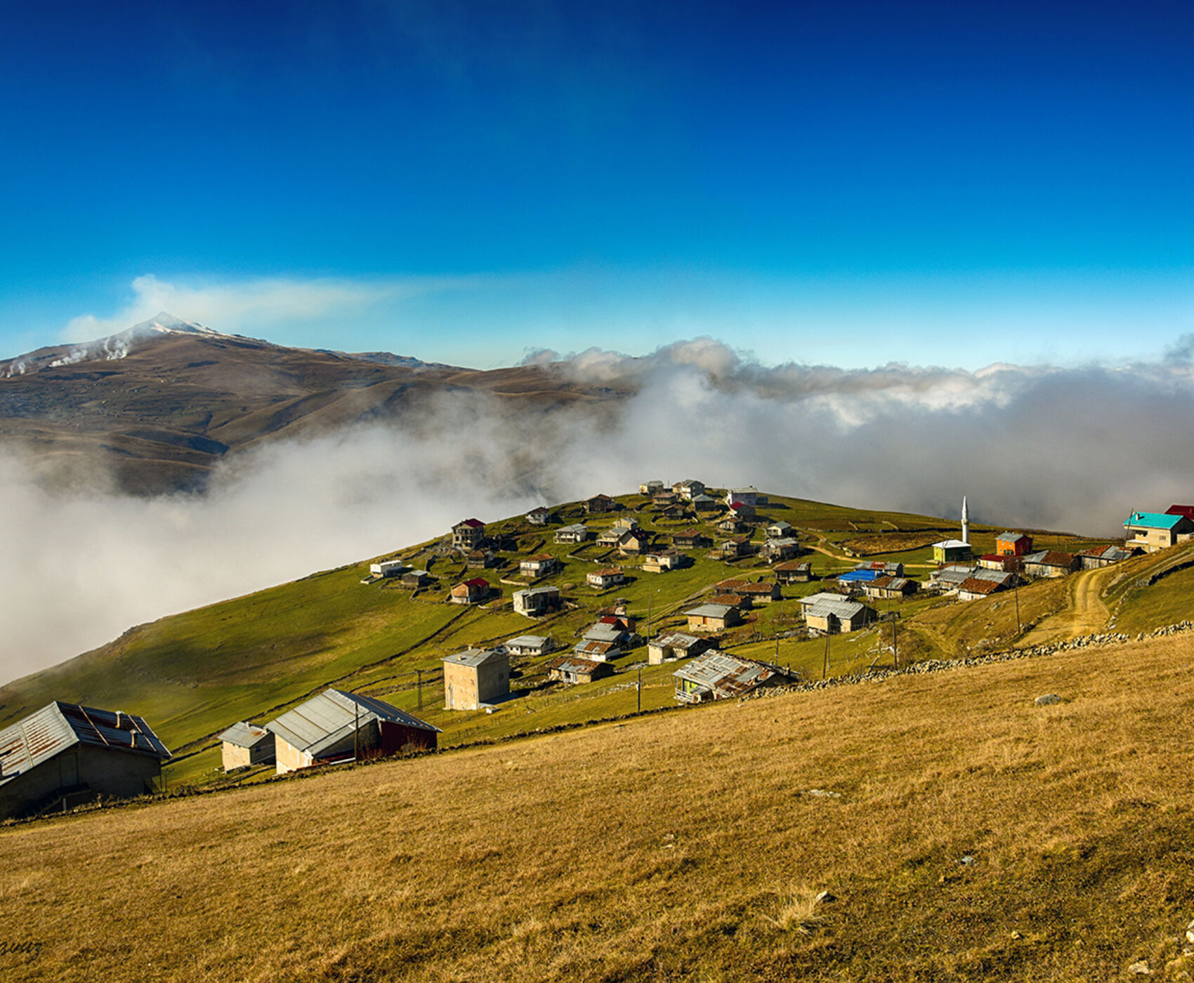 UÇAKLI VAN KARS KARADENİZ BATUM TURU