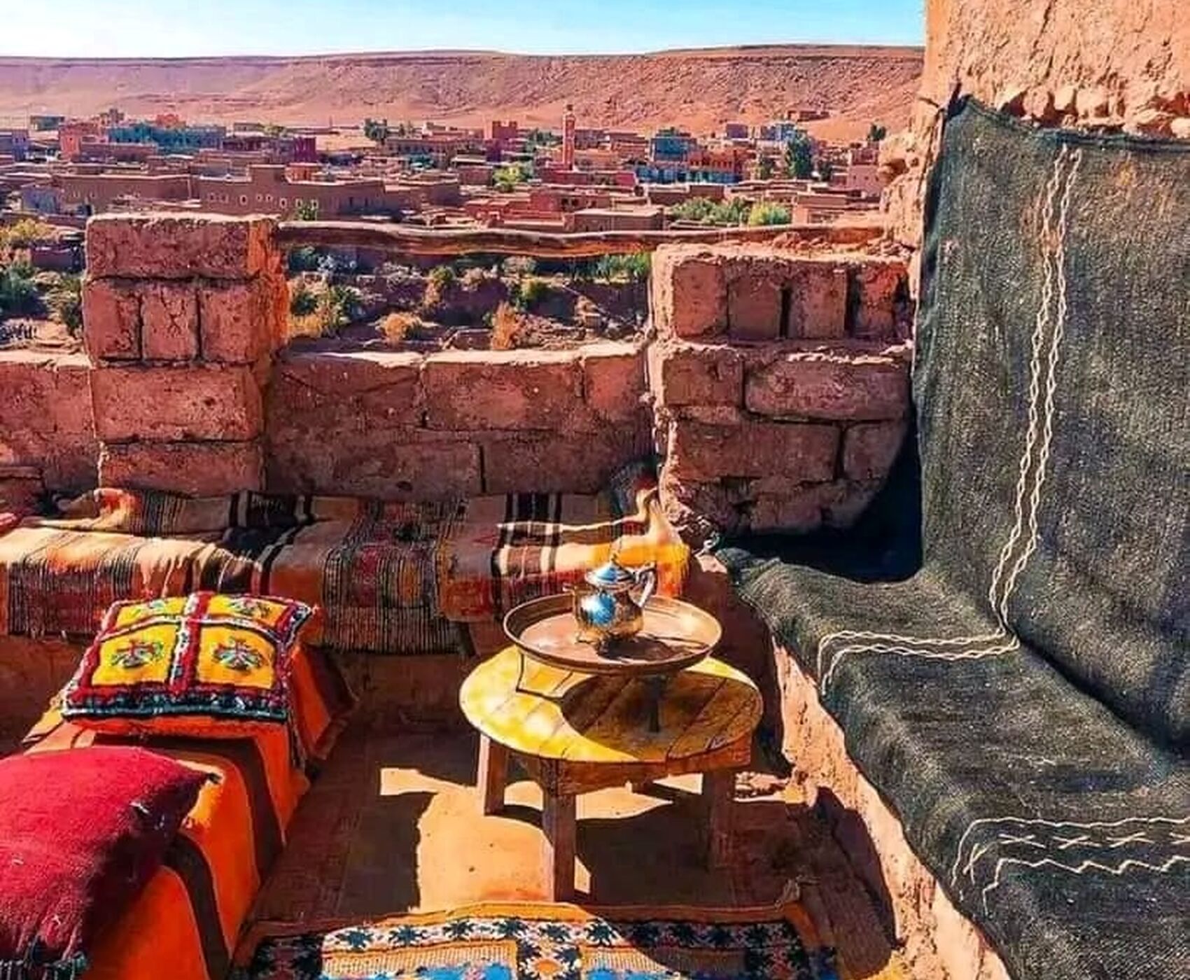 ANTALYA'DAN İSTANBUL AKTARMALI  UÇAKLI BAŞTAN BAŞA FAS TURU