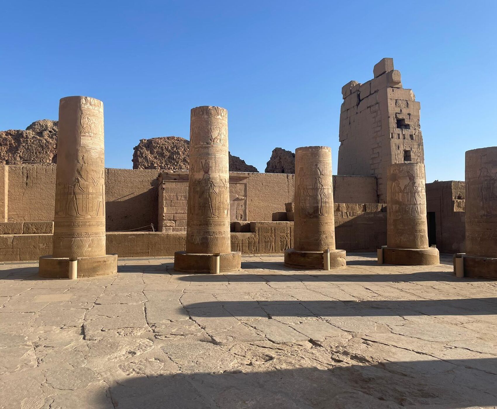 İSTANBUL ÇIKIŞLI HERŞEY DAHİL BAŞTAN BAŞA MISIR  HURGADA LUXOR ASWAN KAHİRE SHARM EL SHEİKH