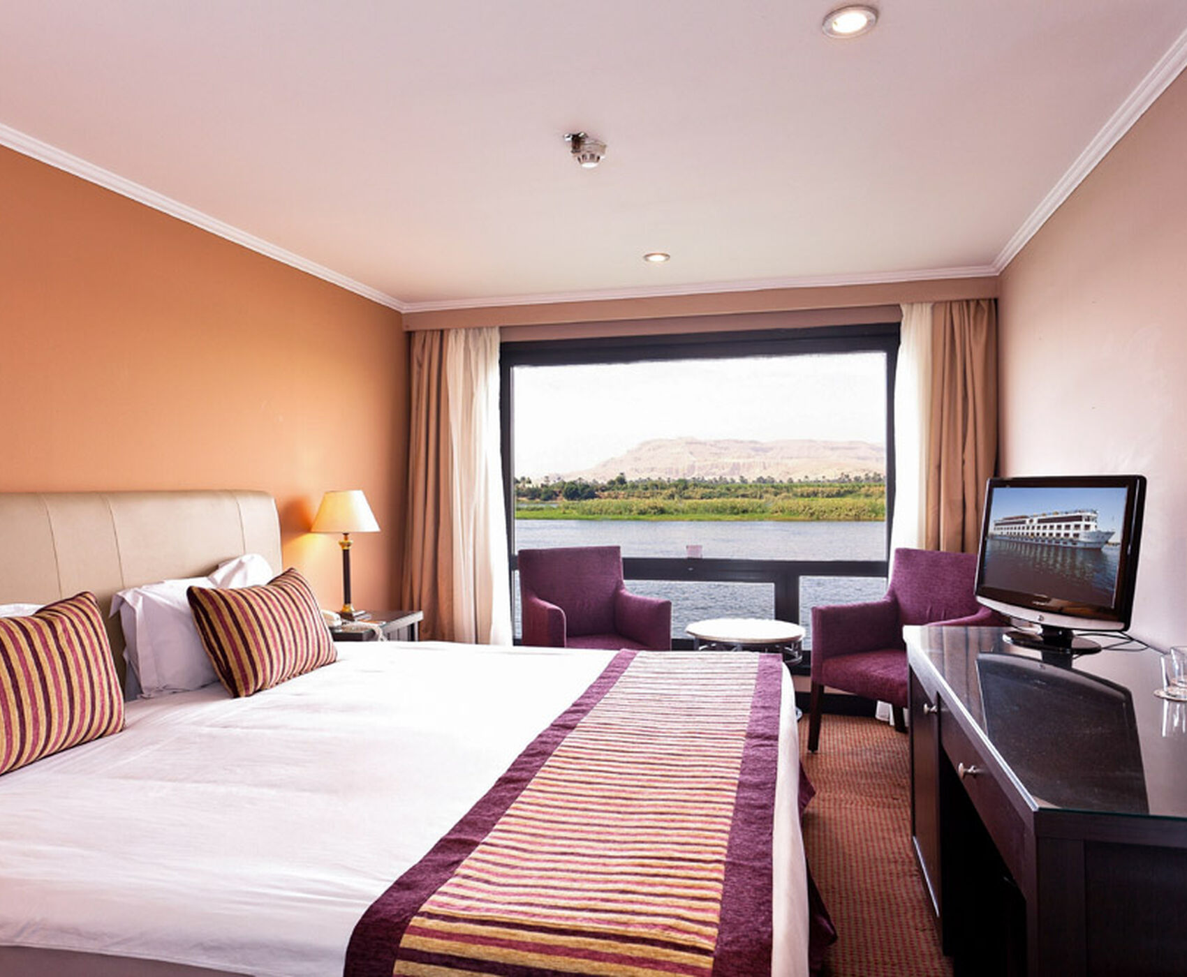 İSTANBUL ÇIKIŞLI NİL CRUİSE GEMİSİ İLE GİZEMLİ MISIR KAHİRE & PİRAMİTLER & ASWAN & LUXOR & TAPINAKLAR & HURGADA