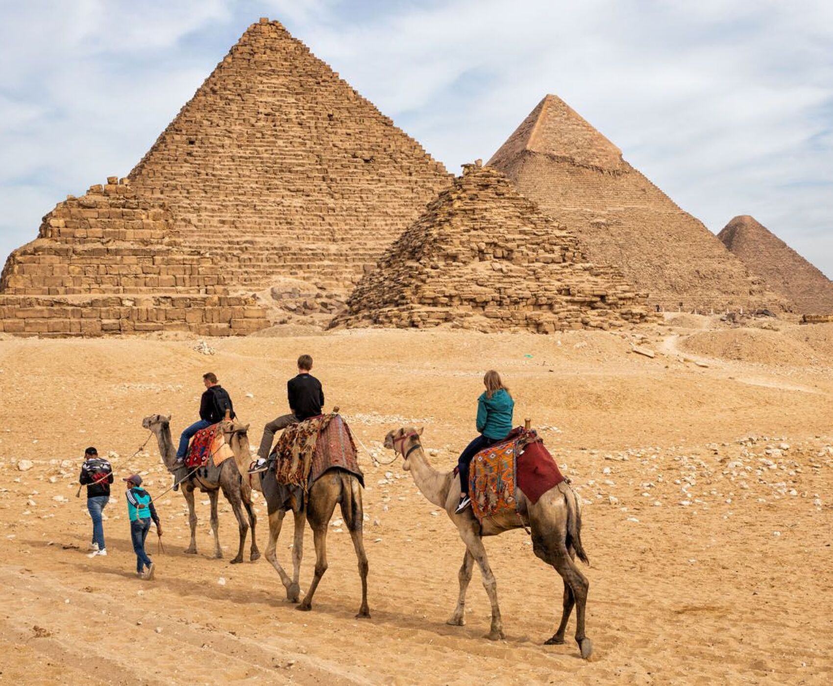 İSTANBUL ÇIKIŞLI NİL CRUİSE GEMİSİ İLE GİZEMLİ MISIR KAHİRE & PİRAMİTLER & ASWAN & LUXOR & TAPINAKLAR & HURGADA