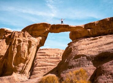 ANKARA ÇIKIŞLI VİZESİZ HER ŞEY DAHİL BAŞTAN BAŞA ÜRDÜN KEŞİF TURU