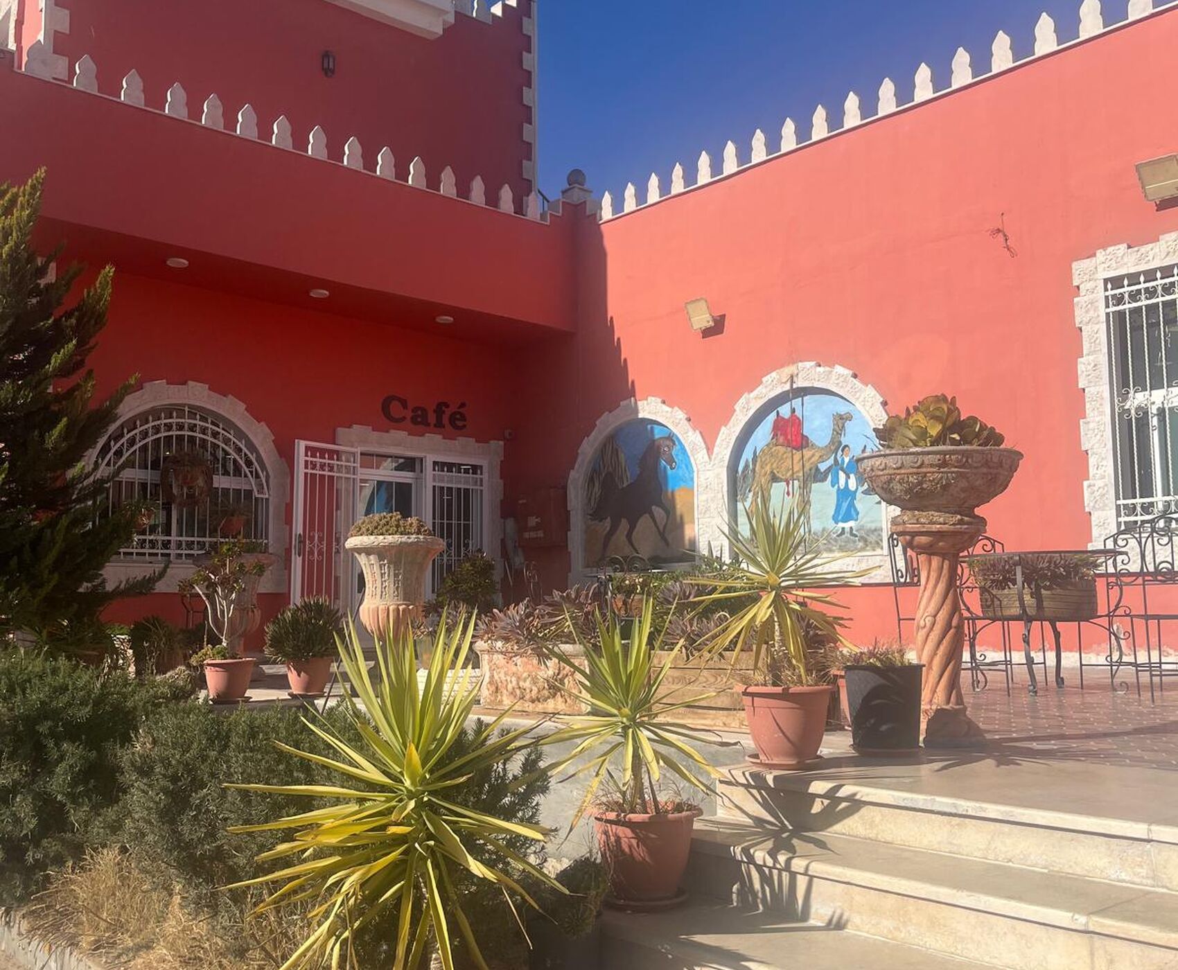 ANTALYA ÇIKIŞLI VİZESİZ HER ŞEY DAHİL BAŞTAN BAŞA ÜRDÜN KEŞİF TURU