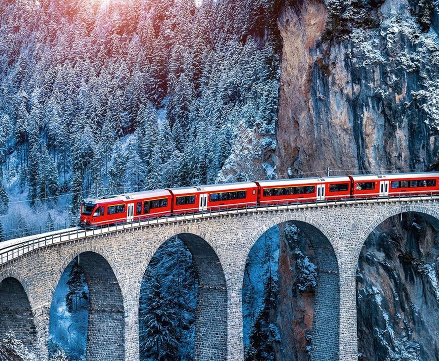 ANTALYA DAN DİREKT UÇAKLI BERNİNA EXPRESS FARKI İLE İSVİÇRE