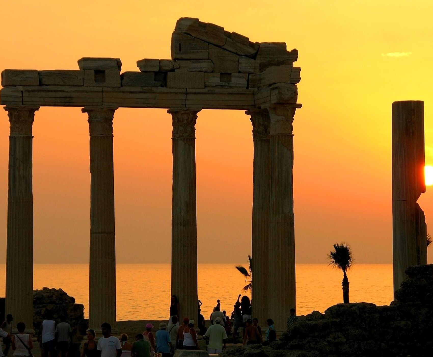 ALANYA KALESİ - DİMÇAYI - MANAVGAT ŞELALESİ - SİDE ANTİK KENTİ