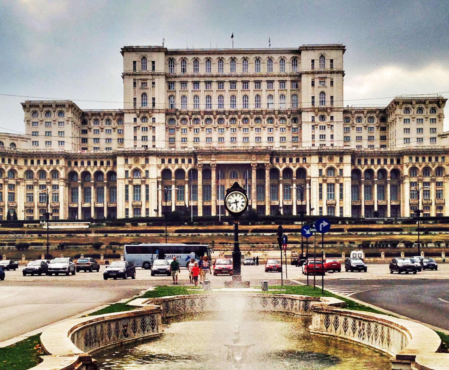 ANTALYA DAN DİREKT UÇAKLI TRANSİLVANYA ŞATOLAR - ROMANYA & BULGARİSTAN